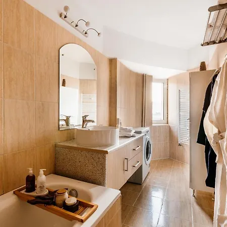 Apartamento Sunsets At The Palace Bucarest