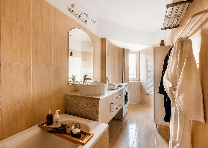 Appartement Sunsets At The Palace Bucarest