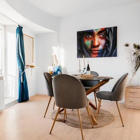 Sunsets At The Palace شقة